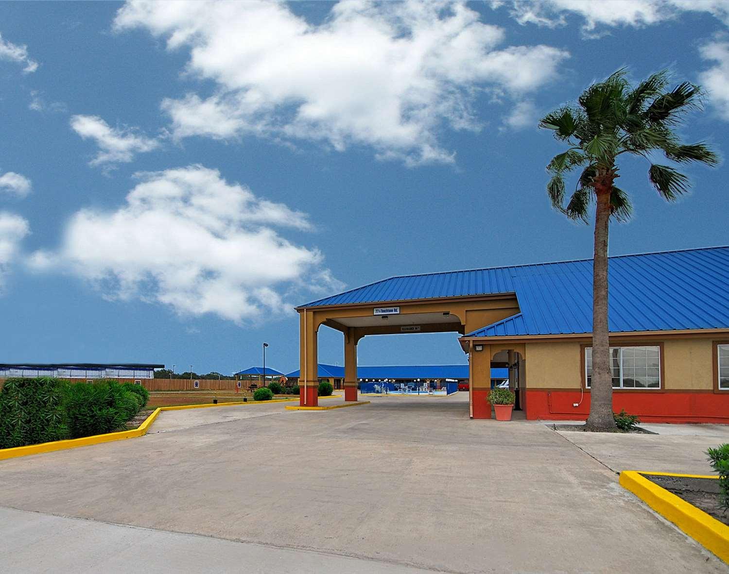 Americas Best Value Inn Sinton Dış mekan fotoğraf